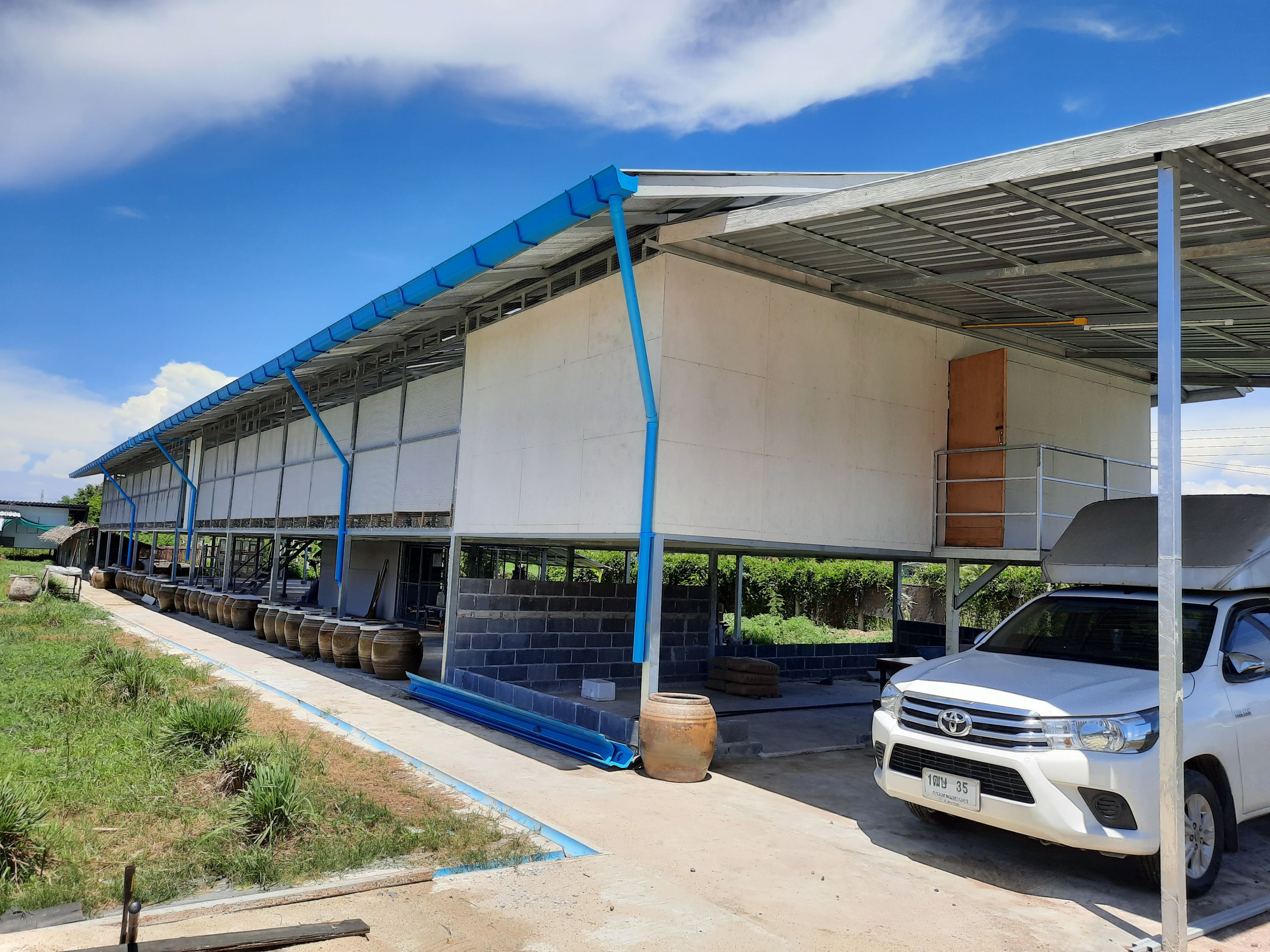 BLUE SKY LOFT การกลับมาของพญาอินทรีย์